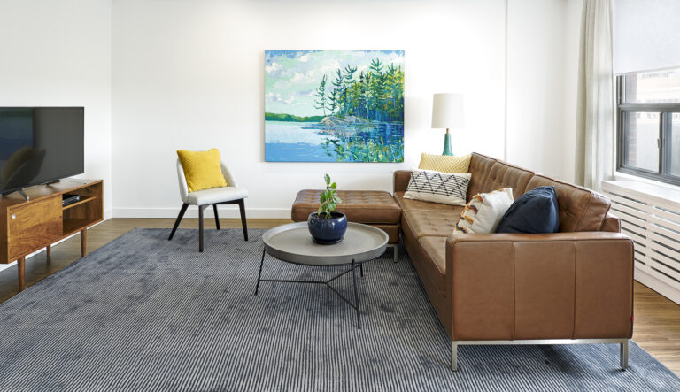 minimalist interior designer 