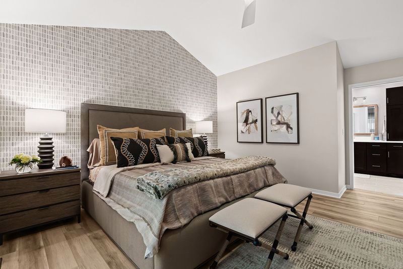 Earth-toned bedroom in Universal Khaki